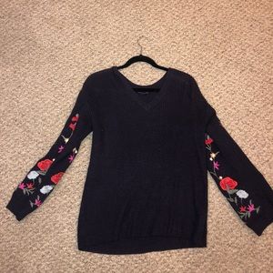 american eagle v neck sweater